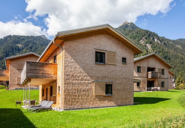 Villa in St. Gallenkirch - Nival Chalet 24 in the green  | 4424