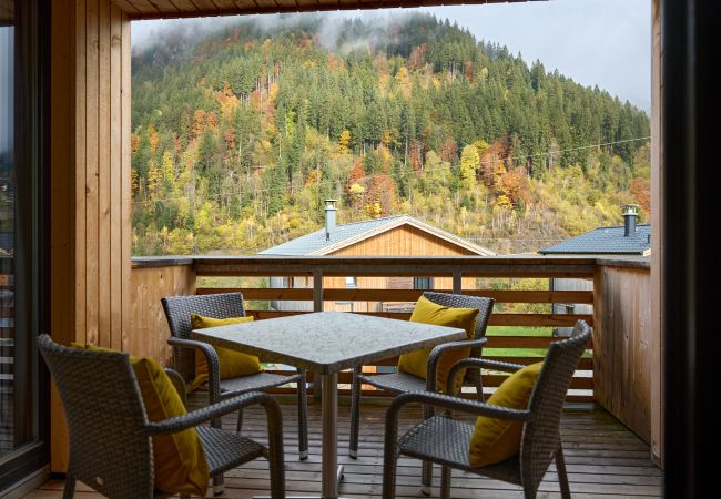 Balcony Montan Chalet-Apartment Balcony Montan Chalet-Apartment