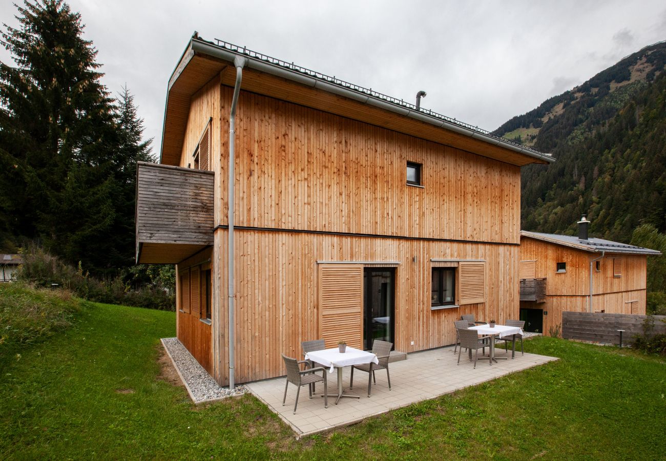 Exterior view Alpin Chalet