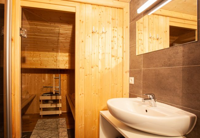 Badkamer Cirrus Apartment Chalet-Resort Badkamer Cirrus Apartment Chalet-Resort